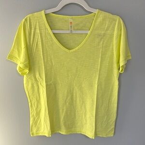 NWT Mono B Women's Short Sleeved Neon Lime V-Neck T-Shirt